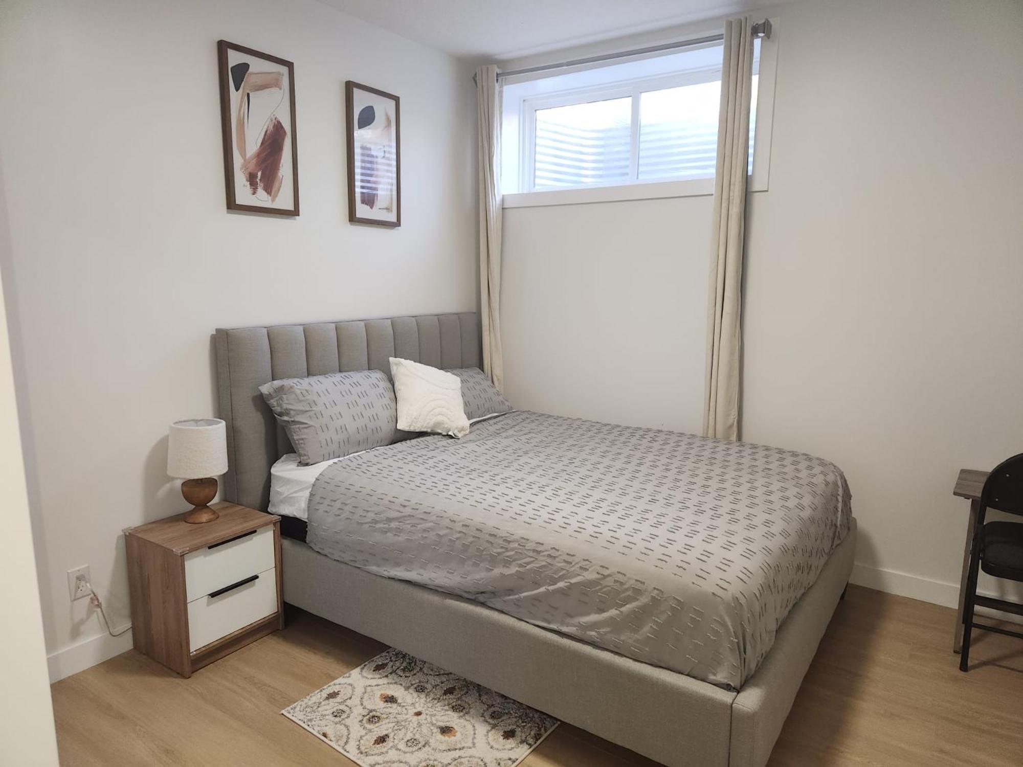 Brand New Deluxe 2 Bedroom Suite With Ac & Den YYC Eksteriør bilde